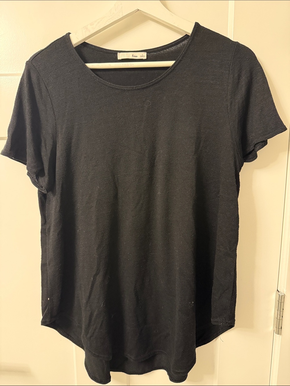 Wilfred Black Short Sleeve Scoop Neck Tee